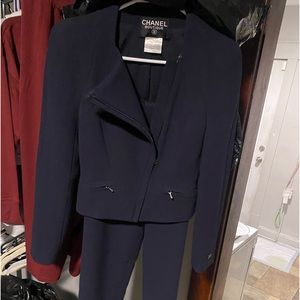 Chanel navy blue suit